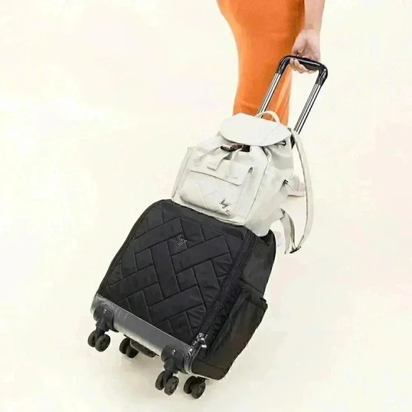 LUG 'Wiffle' Satin Luxe VL (Vegan Leather) Drawstring Backpack - Pebble (stone) - Picture 16 of 16